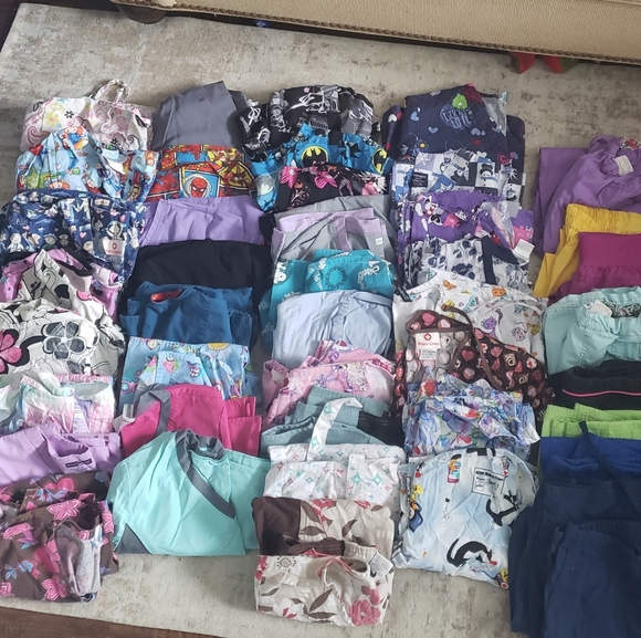 Scrubs - Picture 2 of 3